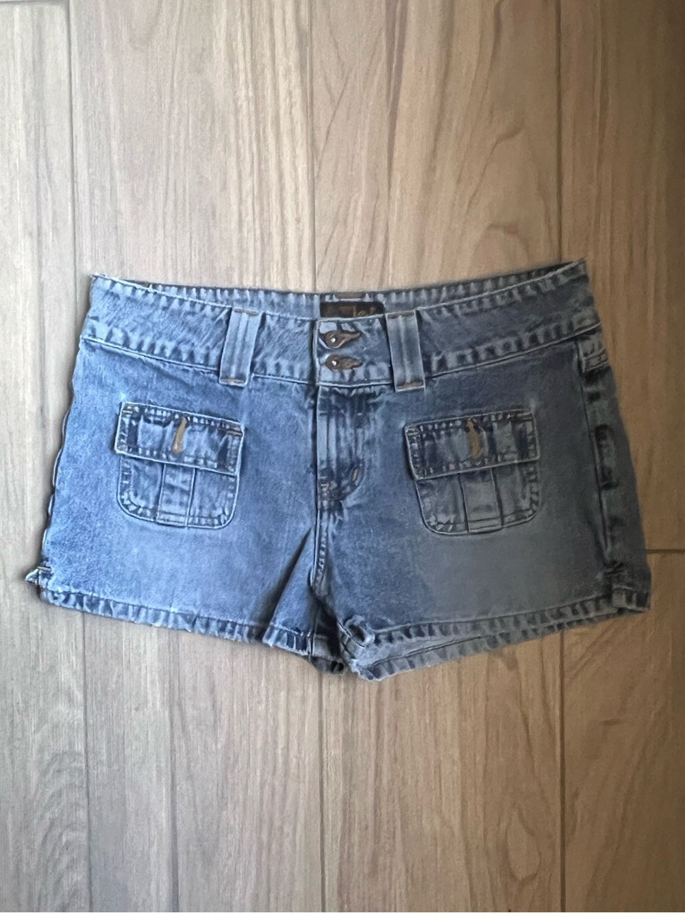 Vintage Lei Shorts